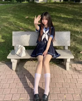 娇小玲珑有点像岛国里边出演的女优卡哇伊白虎