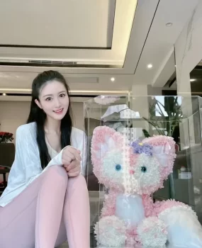 居家温柔淑女型御姐最近男朋友出差一段时间兼