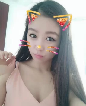 重庆可心美眉身材好来约你做爱了 奶大服务好