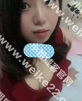 大望路十八岁在校小女生乔安，青春无敌，漂亮性感会放电~尺度全开放，无所不能