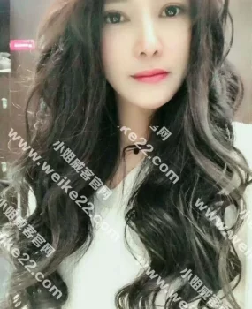 验证不错的楼凤JZ，身材不错